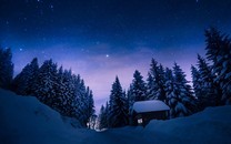 王鷗為員工化妝引爭議，當(dāng)事人看到鏡子后被丑哭？網(wǎng)友：太沒眼色